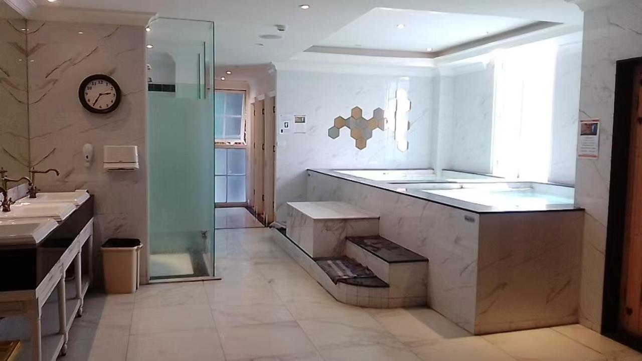 Seven Seas Cote D'azur Family-friendly One Bedroom With Pool& Gym Steps To Apartment Jomtien Beach
