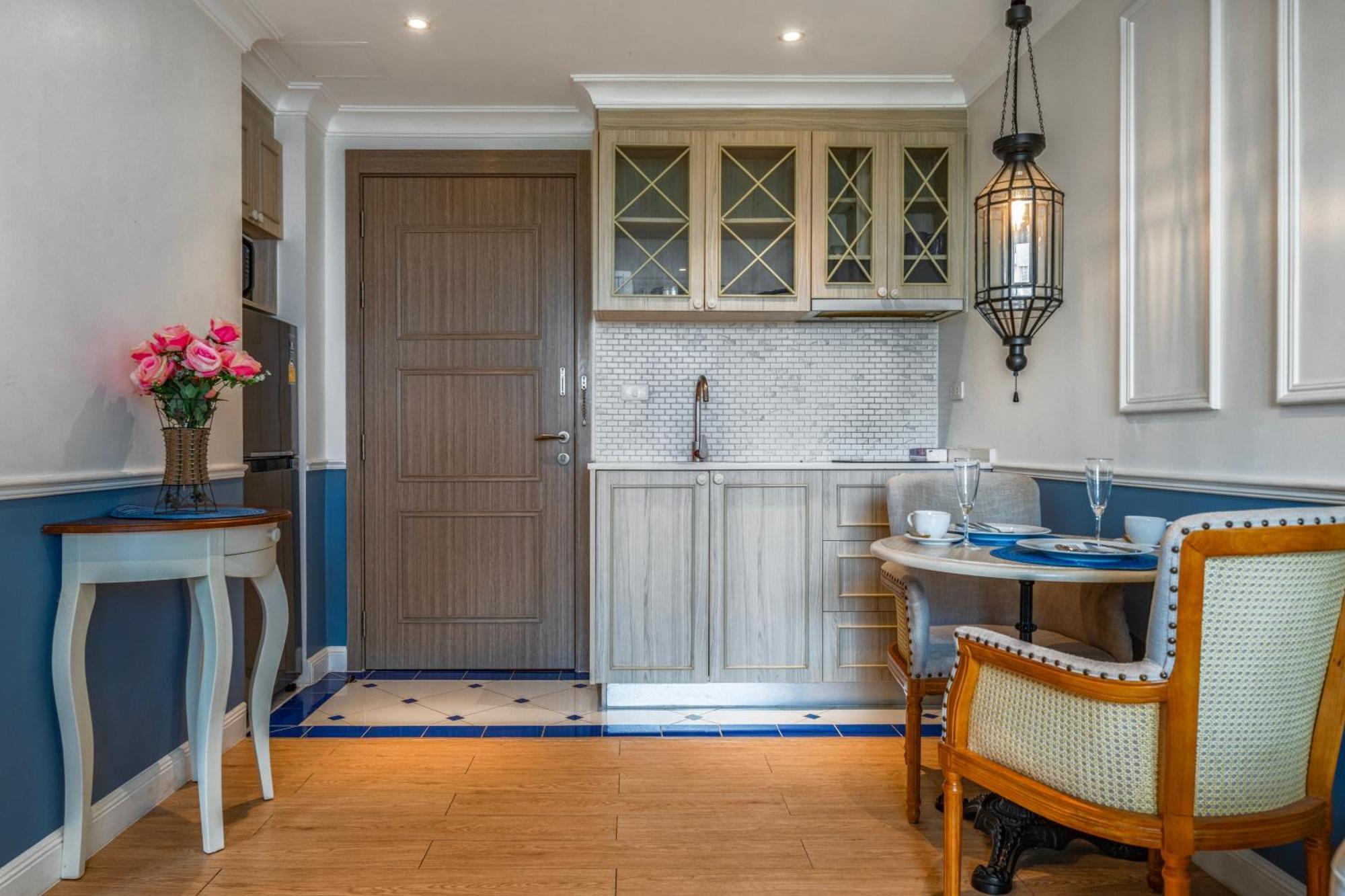 Seven Seas Cote D'azur Family-friendly One Bedroom With Pool& Gym Steps To Apartment